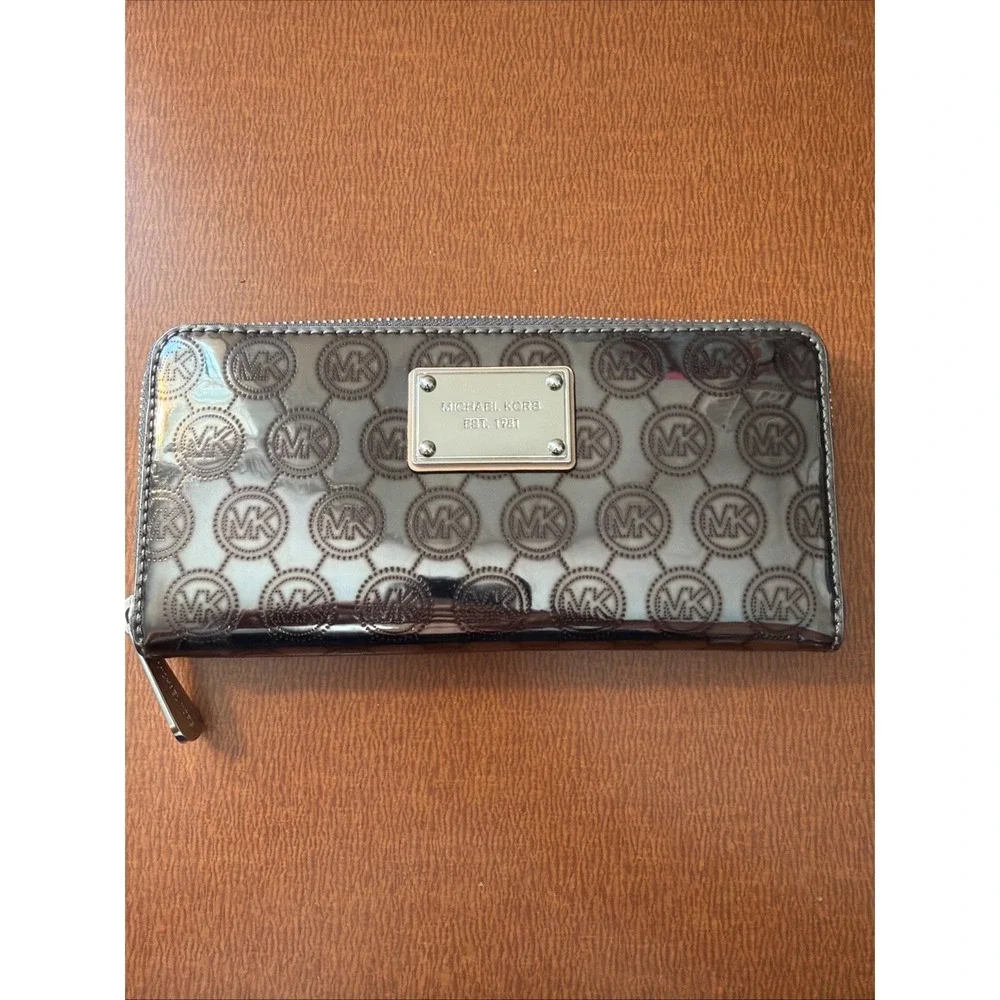 Michael Kors MK Signature Metallic Silver Zip Around Wallet